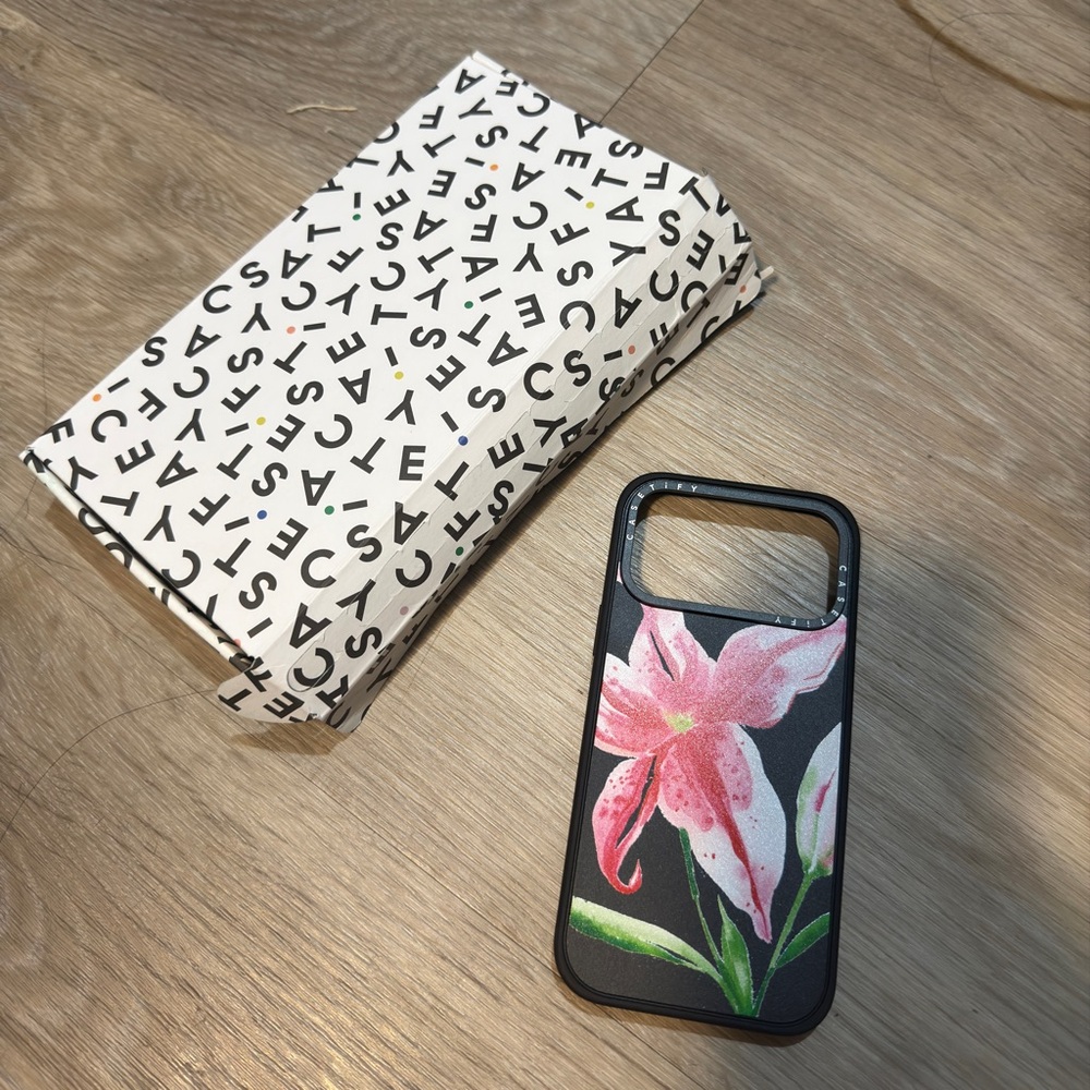 Casetify iPhone 17 Pro Max Lily Floral MagSafe Case
